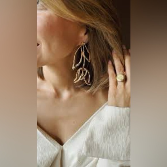 Gold Flower Tulip Earrings - Picture 6 of 13